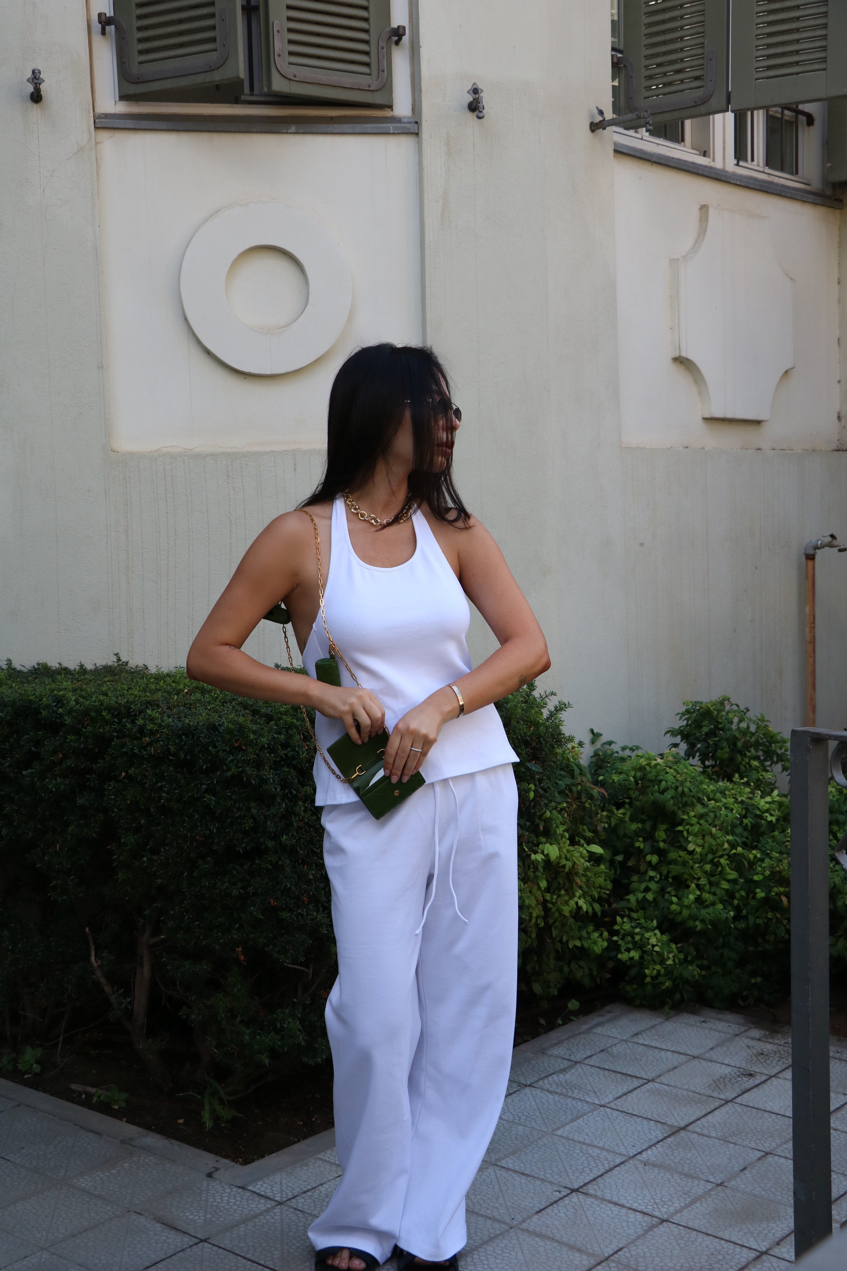 Numéro 183 White