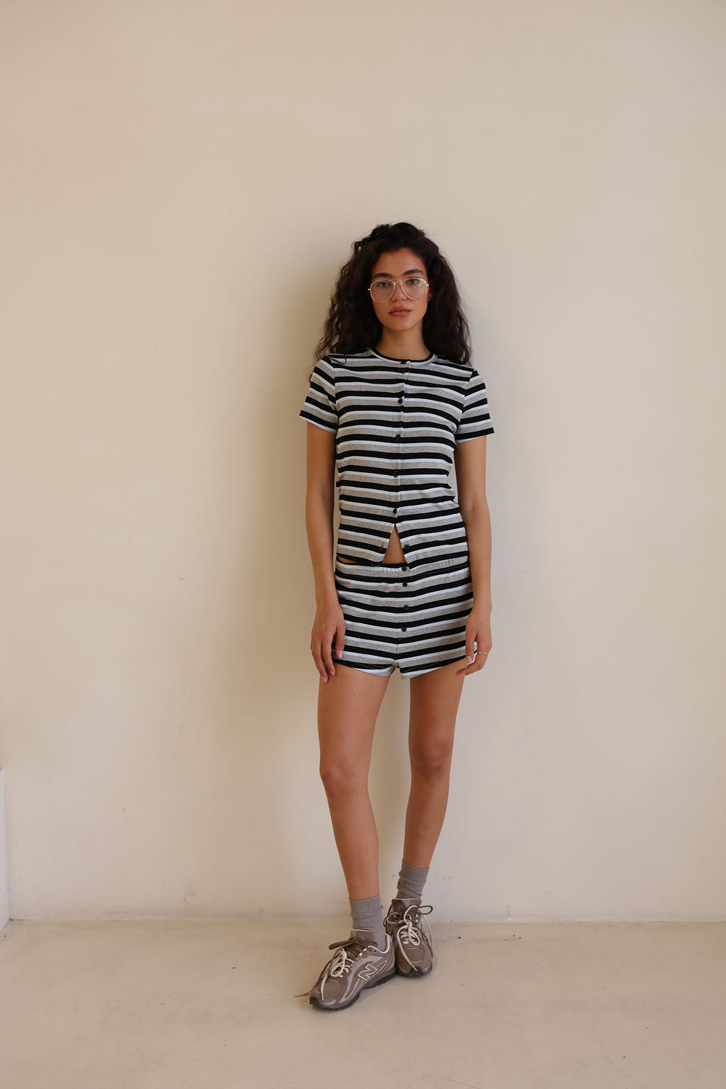 Numéro 392 Grey Stripes