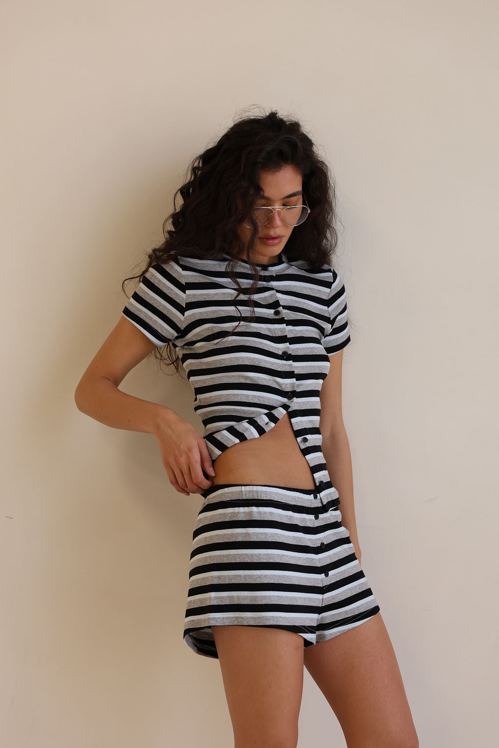 Numéro 391 Grey Stripes