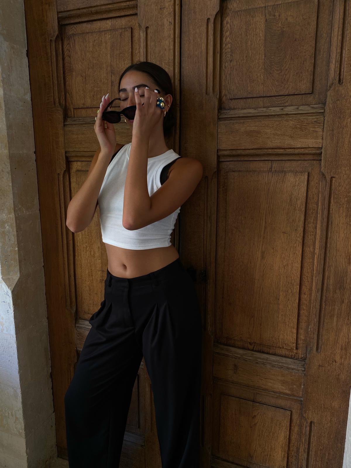 Numéro 28 White