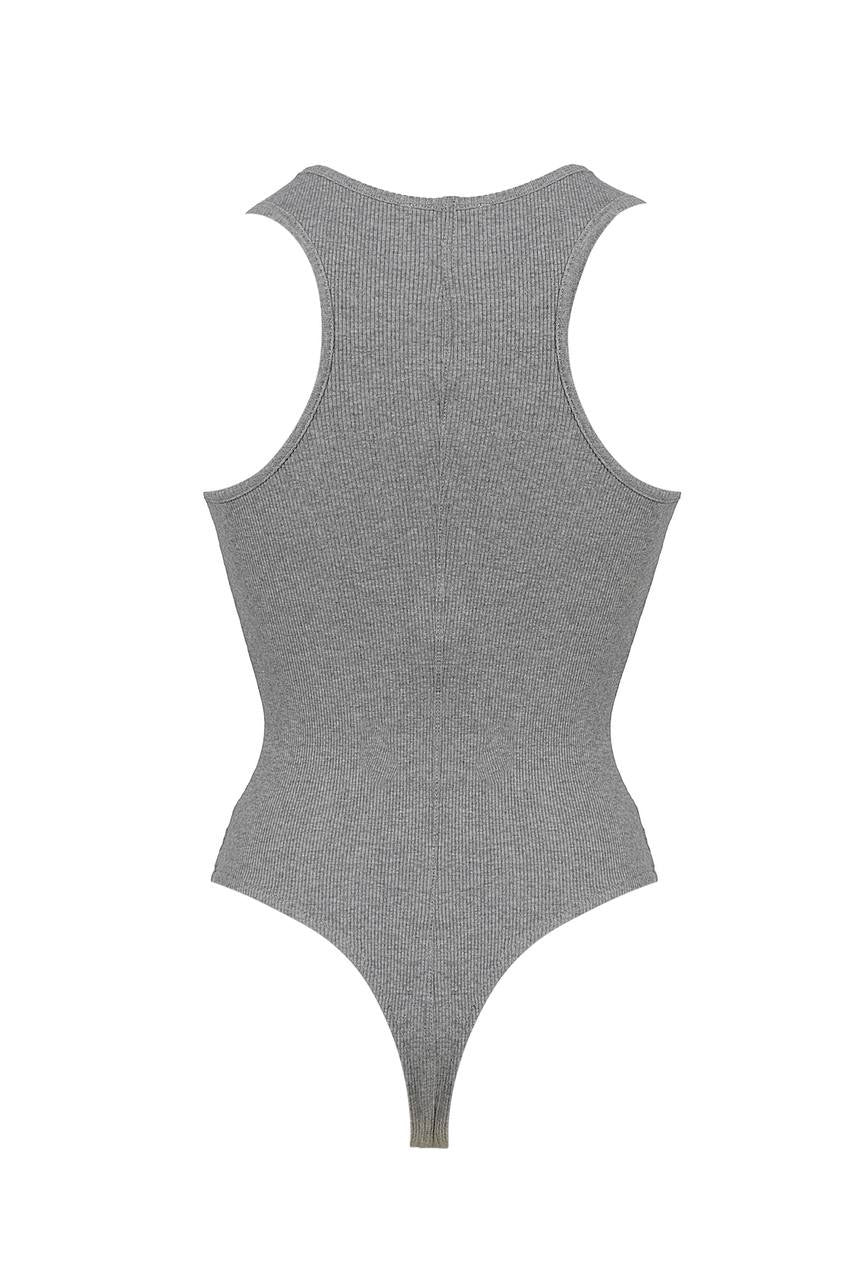 Numéro 19 Grey