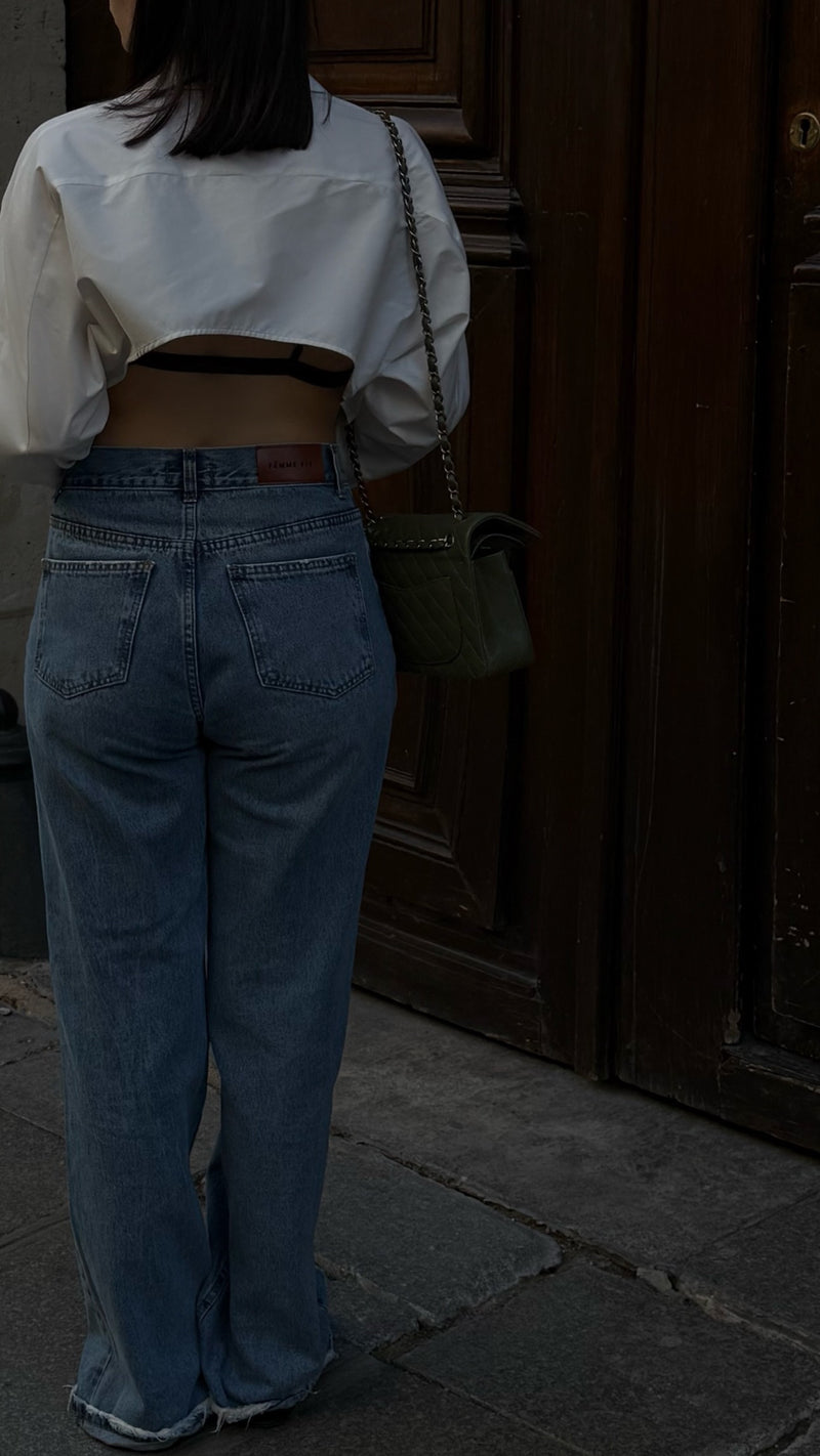 Numéro 242 White